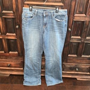 Women’s 14 curvy bootcut jeans